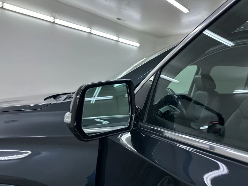 2019 Chevrolet Traverse - Image 17 of 21