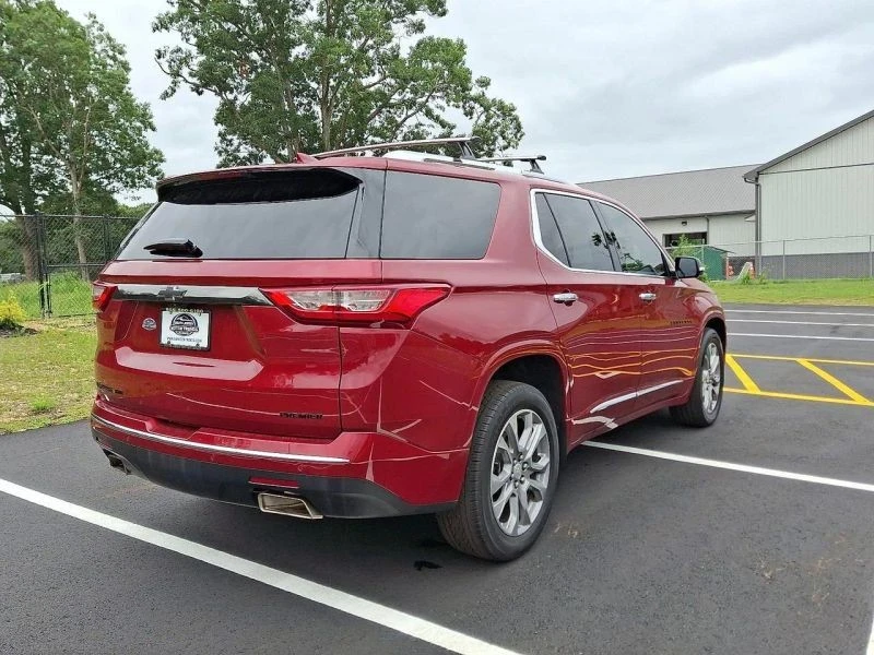 2019 Chevrolet Traverse - Image 6 of 12