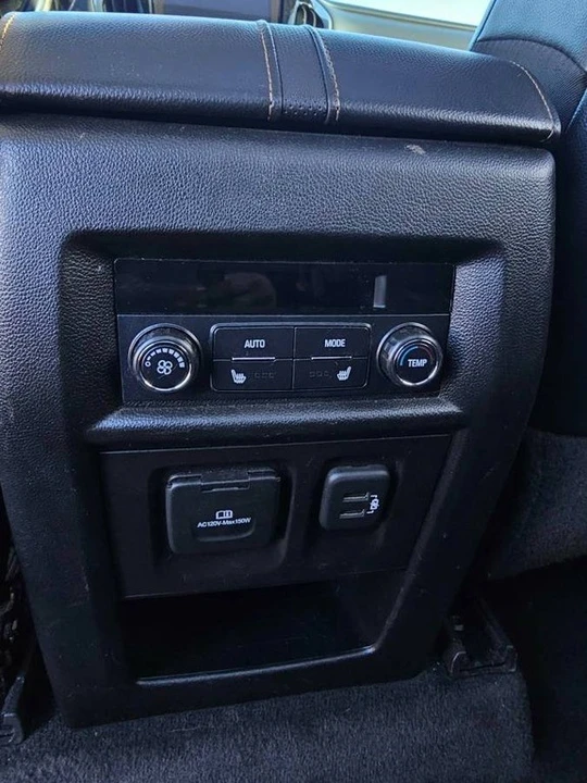 2019 Chevrolet Traverse - Image 19 of 20