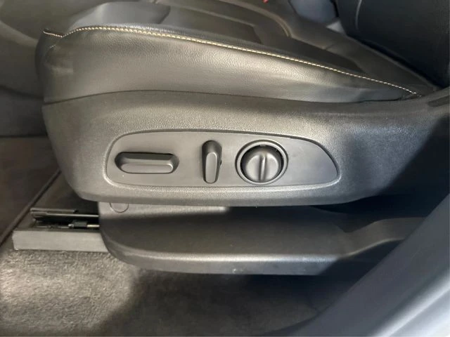 2019 Chevrolet Traverse - Image 18 of 21