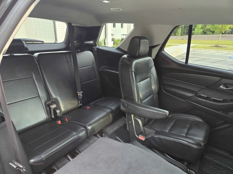 2019 Chevrolet Traverse - Image 9 of 15
