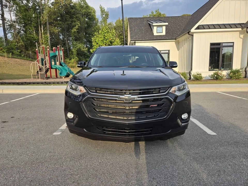 2019 Chevrolet Traverse - Image 2 of 15