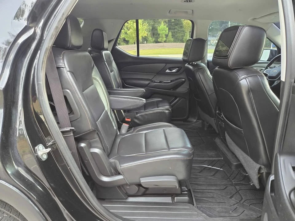 2019 Chevrolet Traverse - Image 11 of 15