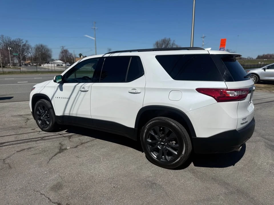 2019 Chevrolet Traverse - Image 9 of 11