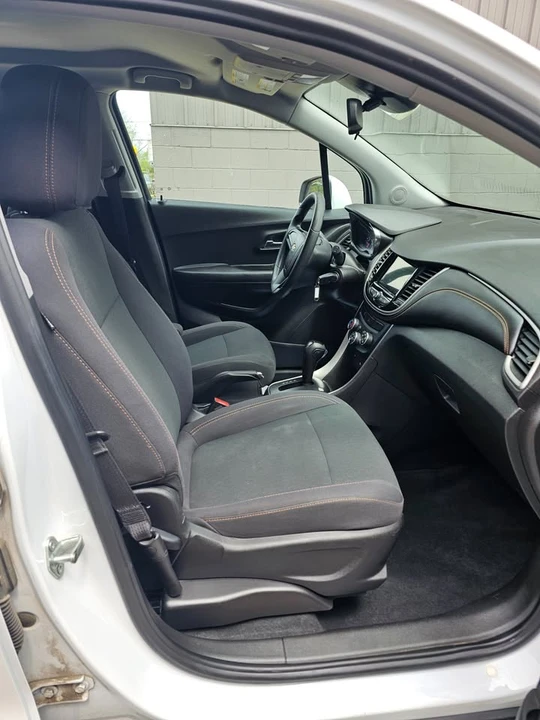 2019 Chevrolet Trax - Image 8 of 14
