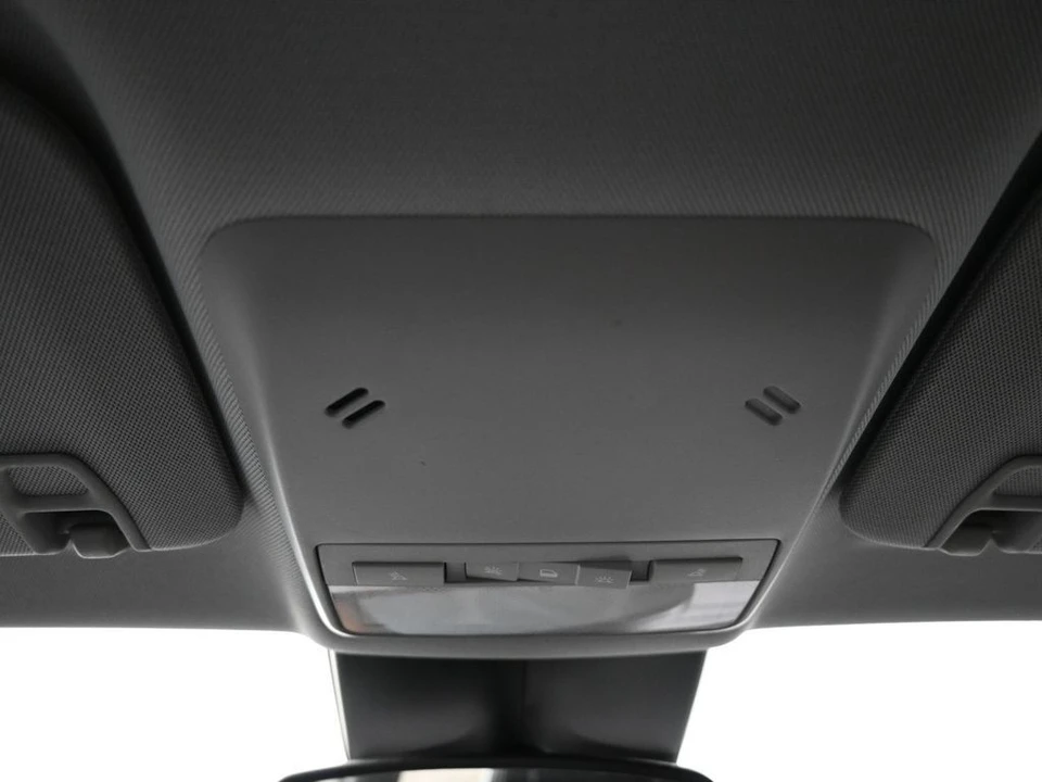 2019 Chevrolet Trax - Image 17 of 31