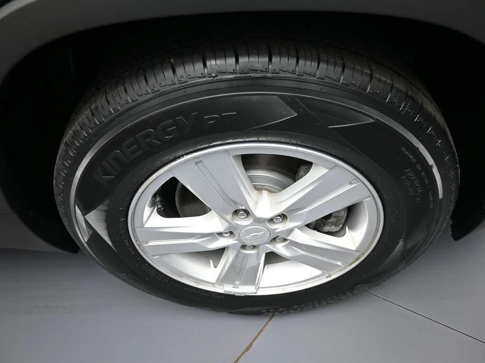 2019 Chevrolet Trax - Image 13 of 31