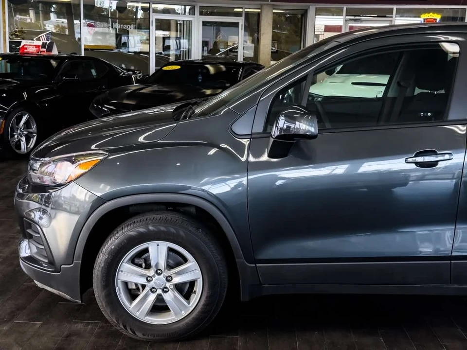 2019 Chevrolet Trax - Image 8 of 12
