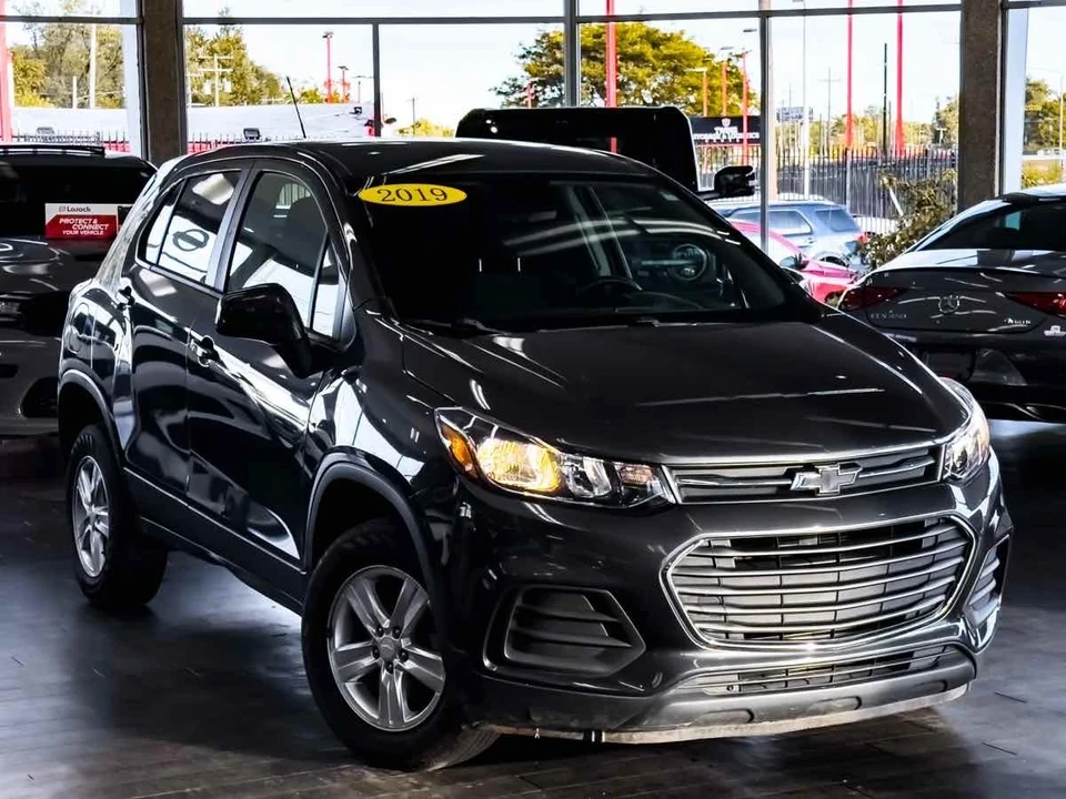 2019 Chevrolet Trax - Image 2 of 12