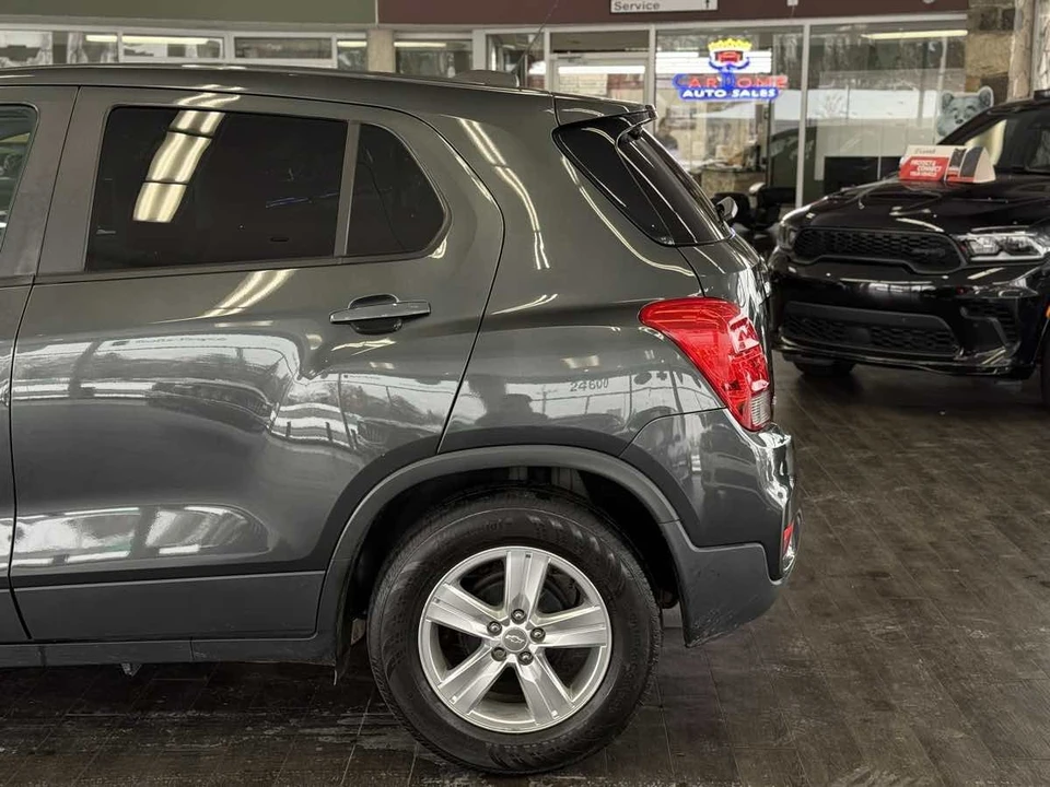 2019 Chevrolet Trax - Image 10 of 12