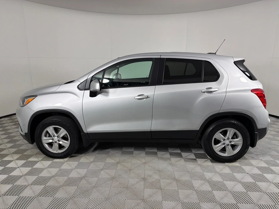 2019 Chevrolet Trax - Image 8 of 21