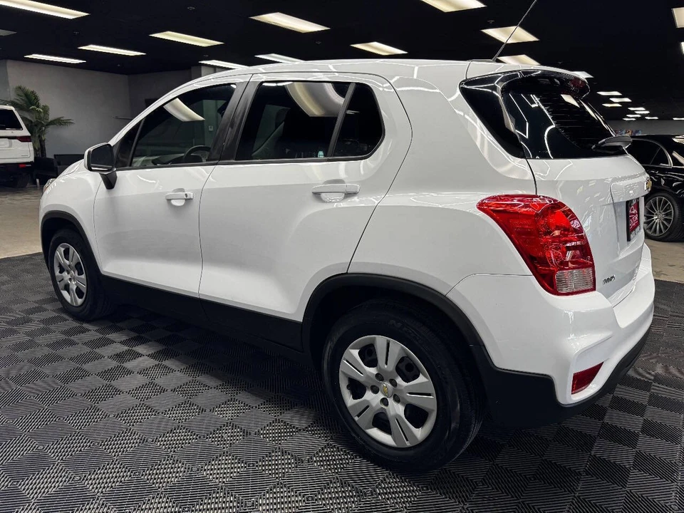 2019 Chevrolet Trax - Image 8 of 12