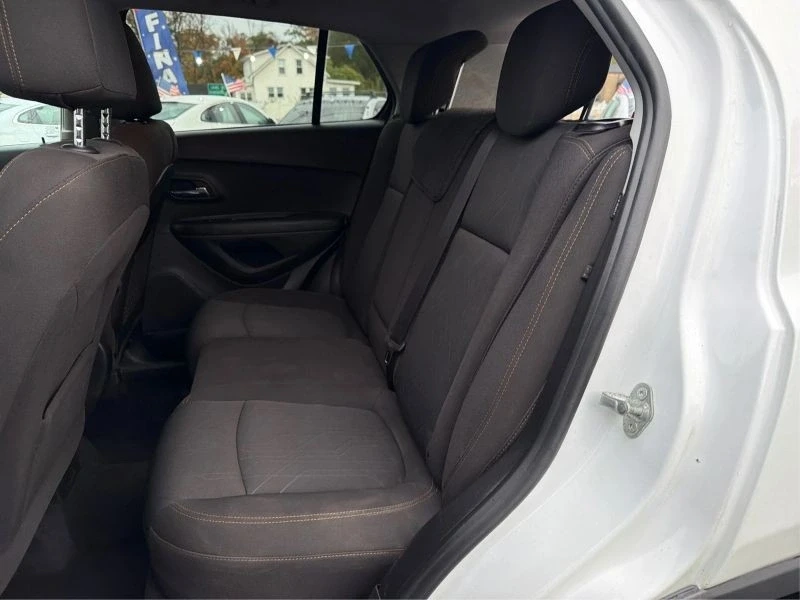 2019 Chevrolet Trax - Image 10 of 12