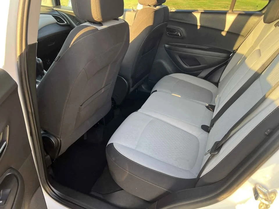 2019 Chevrolet Trax - Image 8 of 9