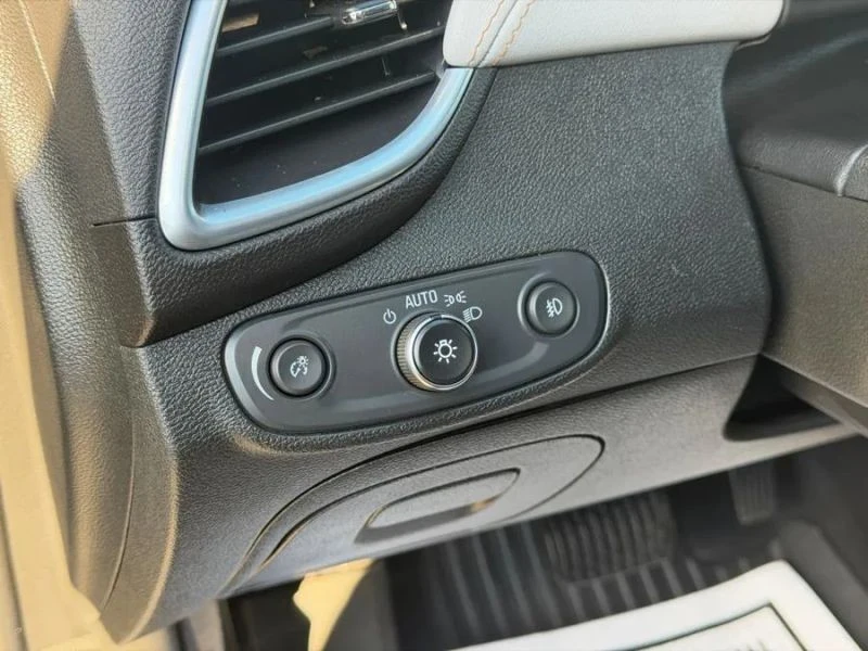 2019 Chevrolet Trax - Image 11 of 12
