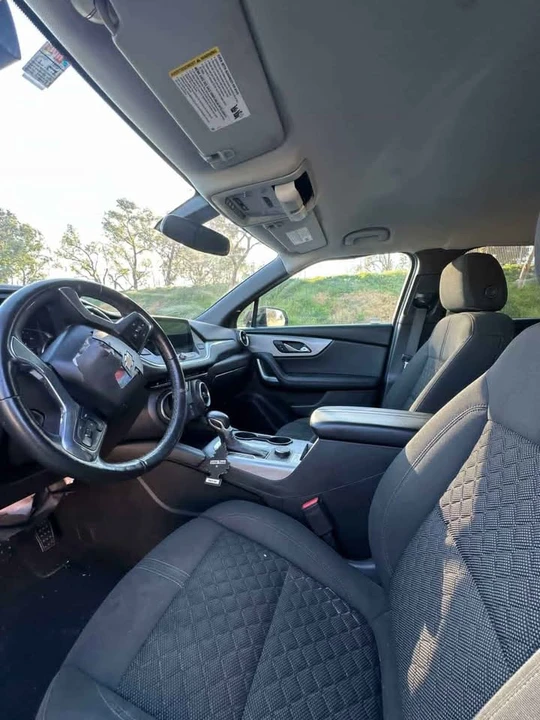 2019 Chevrolet Blazer - Image 4 of 9