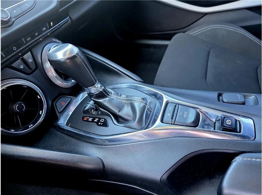 2019 Chevrolet Camaro 6th Gen - Image 13 of 19
