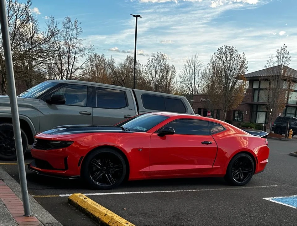 2019 Chevrolet Camaro 6th Gen - Image 2 of 2