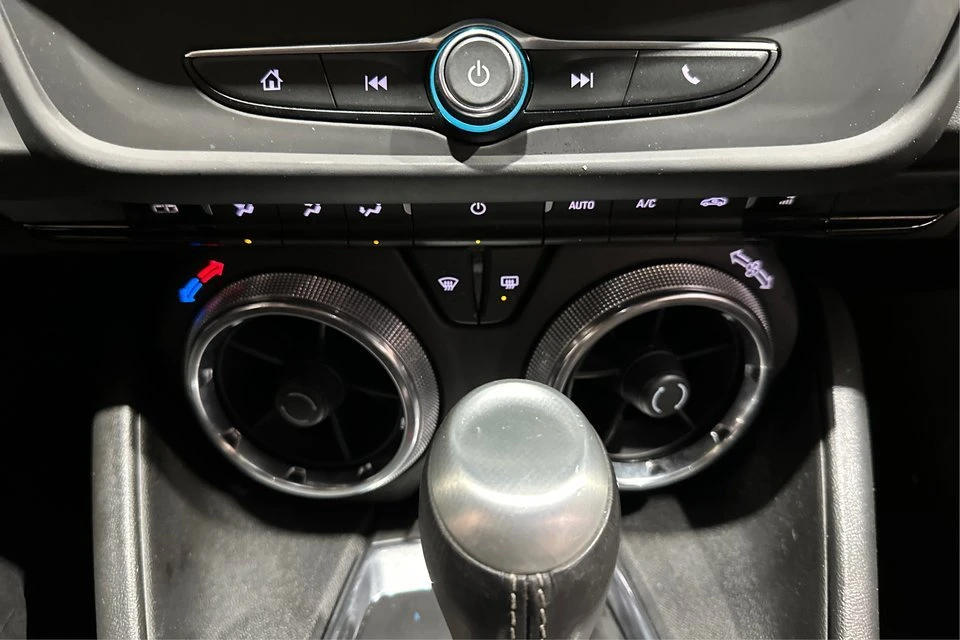 2019 Chevrolet Camaro 6th Gen - Image 18 of 19