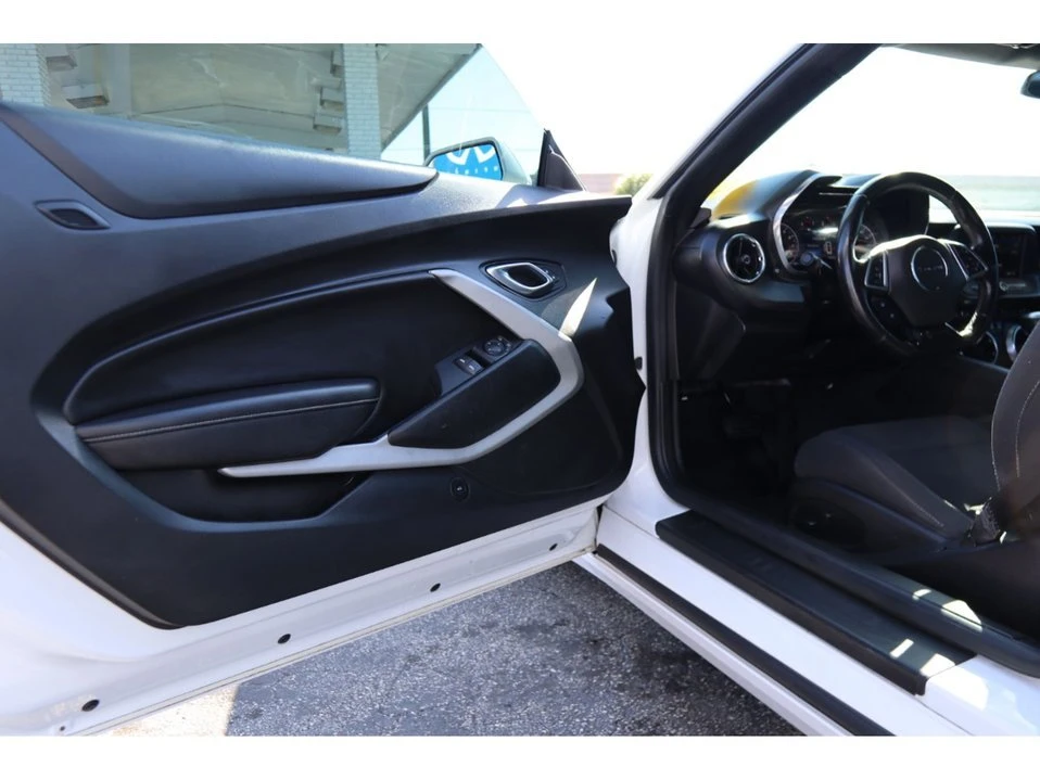 2019 Chevrolet Camaro 6th Gen - Image 17 of 20