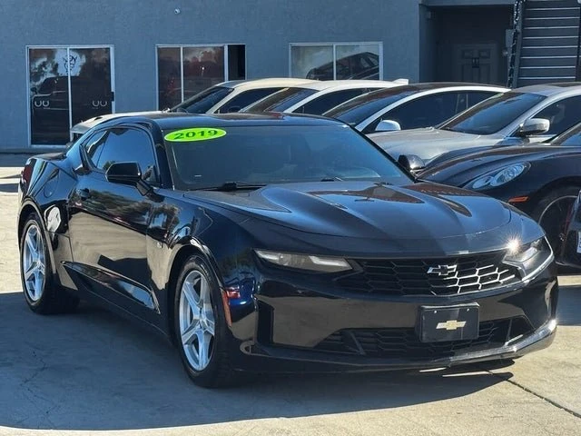 2019 Chevrolet Camaro 6th Gen - Image 2 of 18