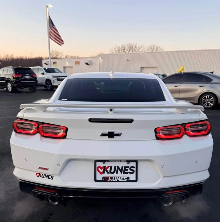 2019 Chevrolet Camaro SS 6th Gen - Image 3 of 7