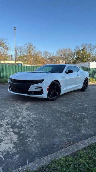 2019 Chevrolet Camaro 6th Gen - Image 2 of 10