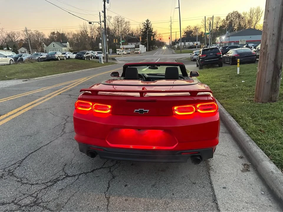 2019 Chevrolet Camaro SS 6th Gen - Image 6 of 12