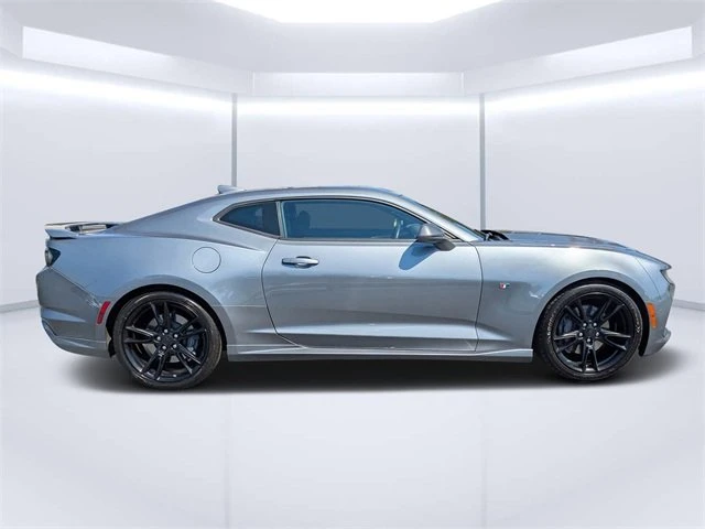 2019 Chevrolet Camaro SS 6th Gen - Image 2 of 11