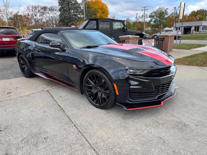 2019 Chevrolet Camaro SS 6th Gen - Image 3 of 9