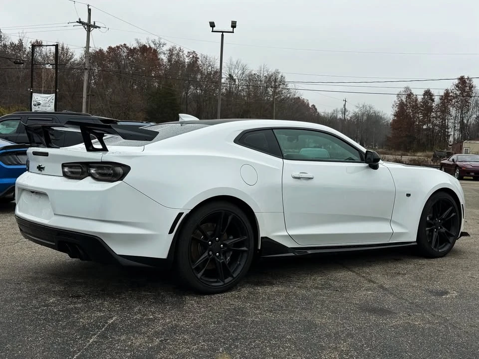 2019 Chevrolet Camaro SS 6th Gen - Image 17 of 18