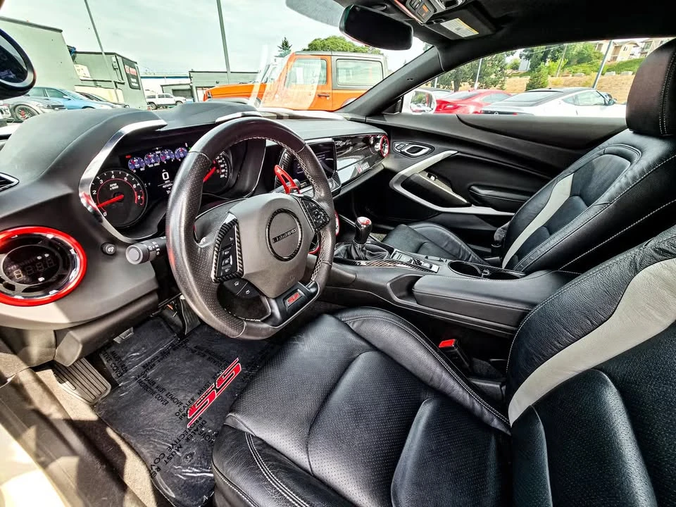 2019 Chevrolet Camaro SS 6th Gen - Image 9 of 15