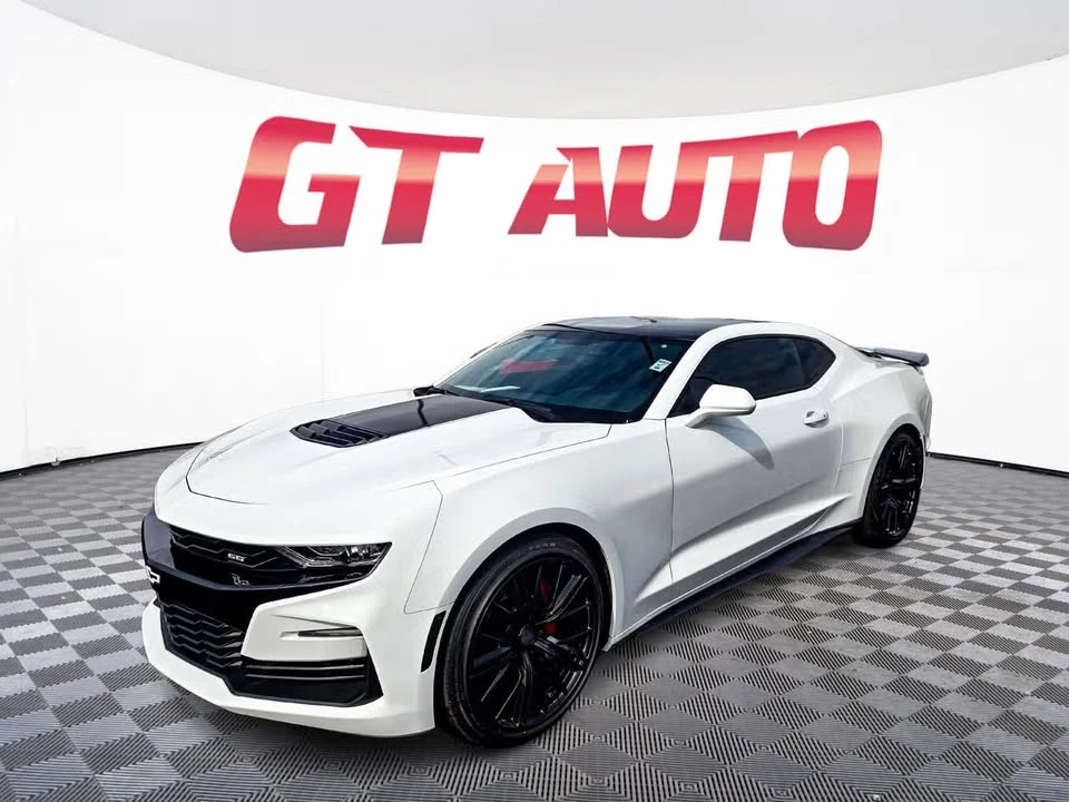 2019 Chevrolet Camaro SS 6th Gen - Image 3 of 15