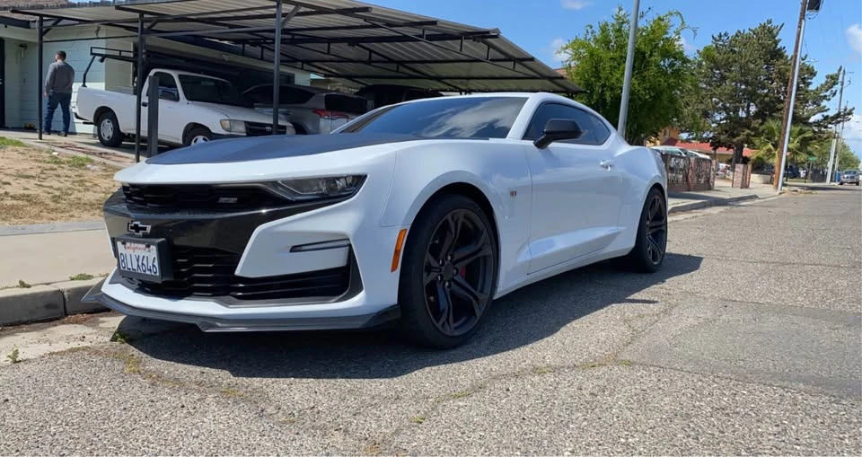 2019 Chevrolet Camaro SS 6th Gen - Image 2 of 9