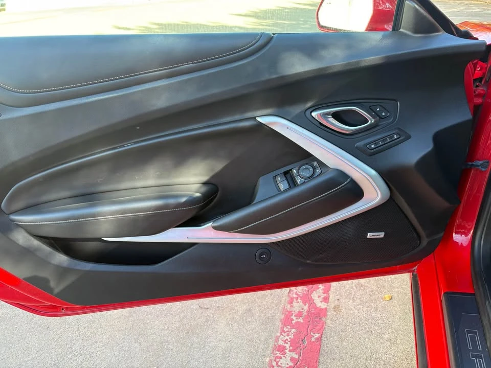 2019 Chevrolet Camaro SS 6th Gen - Image 6 of 10