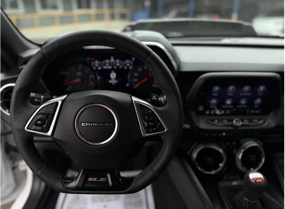 2019 Chevrolet Camaro SS 6th Gen - Image 5 of 7
