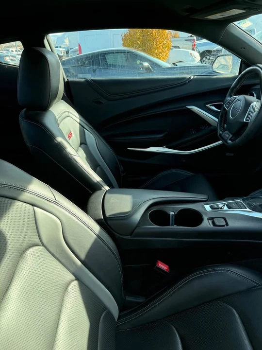 2019 Chevrolet Camaro SS 6th Gen - Image 4 of 5