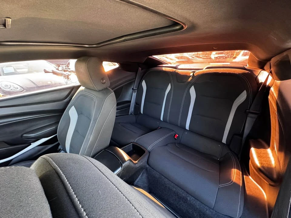 2019 Chevrolet Camaro SS 6th Gen - Image 11 of 19
