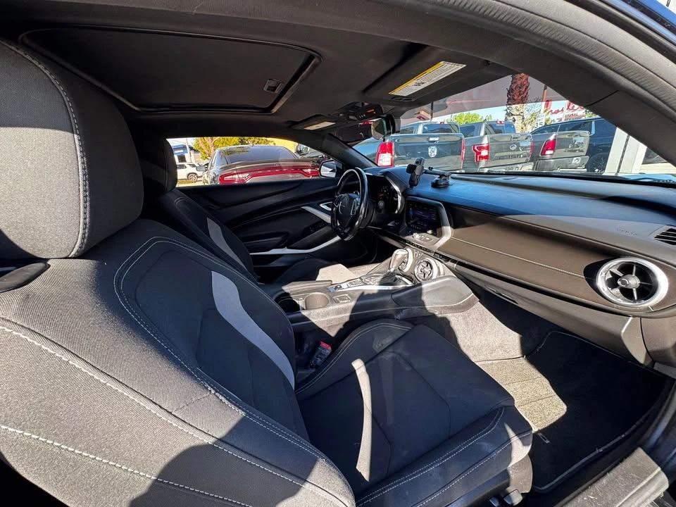 2019 Chevrolet Camaro SS 6th Gen - Image 10 of 19