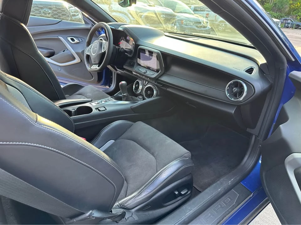 2019 Chevrolet Camaro SS 6th Gen - Image 8 of 12