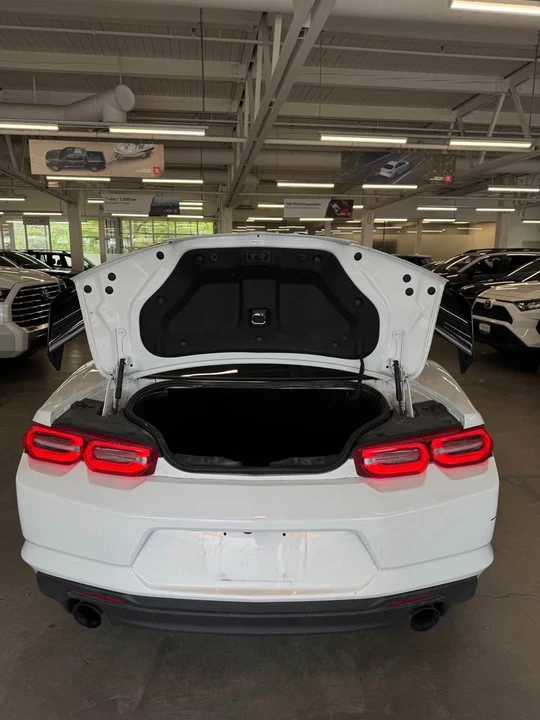 2019 Chevrolet Camaro 6th Gen - Image 7 of 16