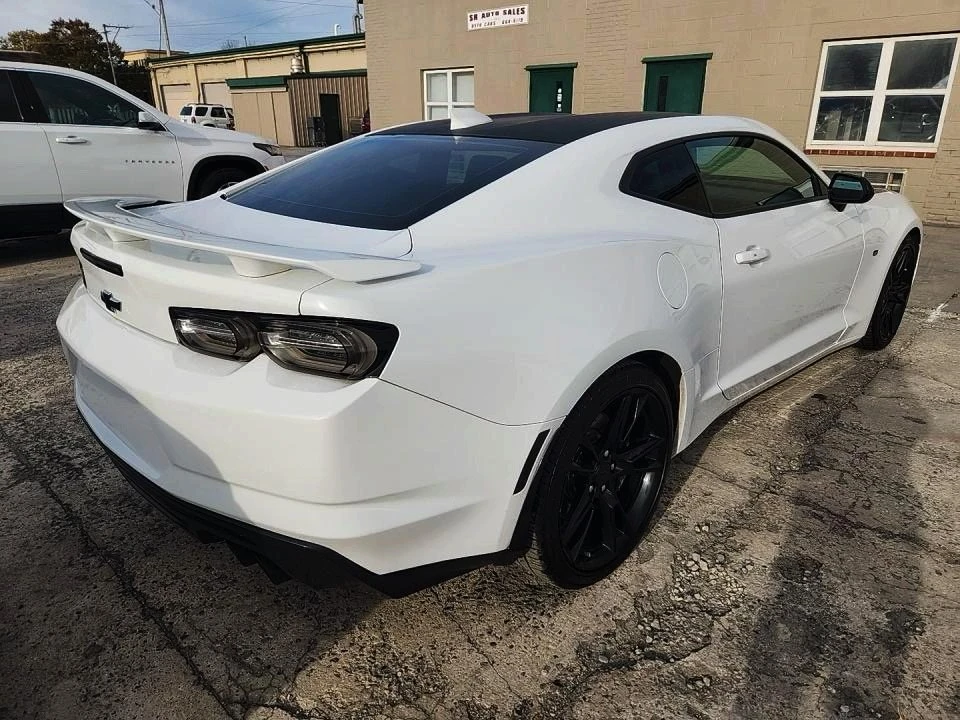 2019 Chevrolet Camaro SS 6th Gen - Image 5 of 9