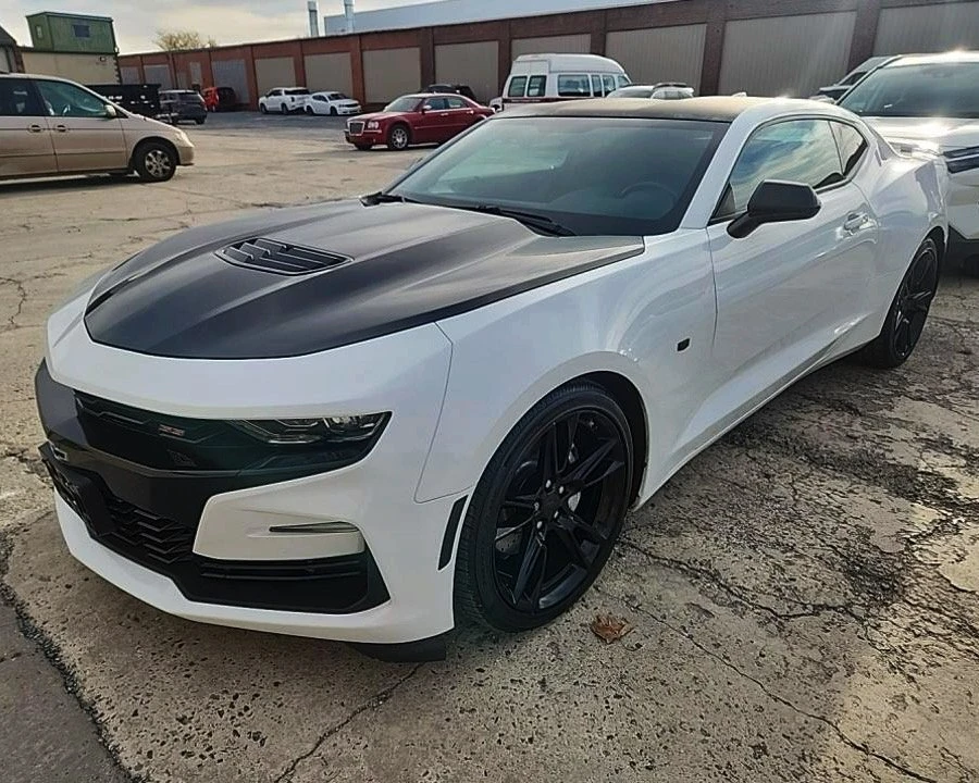 2019 Chevrolet Camaro SS 6th Gen - Image 2 of 9