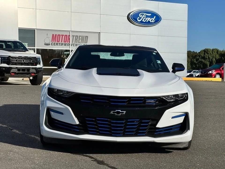 2019 Chevrolet Camaro SS 6th Gen - Image 10 of 17
