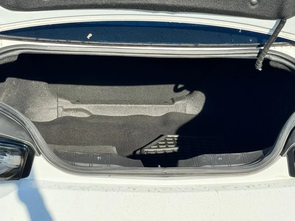 2019 Chevrolet Camaro SS 6th Gen - Image 16 of 17