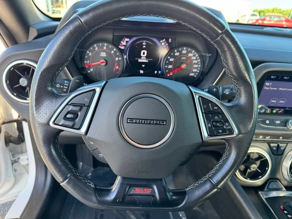 2019 Chevrolet Camaro SS 6th Gen - Image 11 of 17