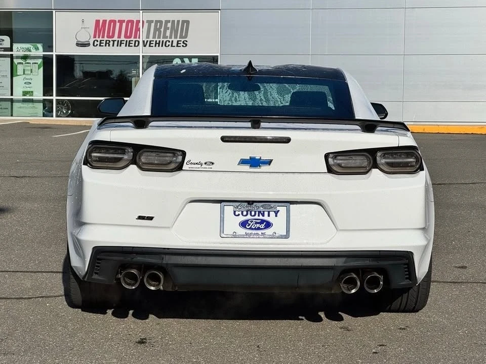 2019 Chevrolet Camaro SS 6th Gen - Image 9 of 17