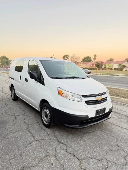 2019 Chevrolet Express - Image 2 of 13