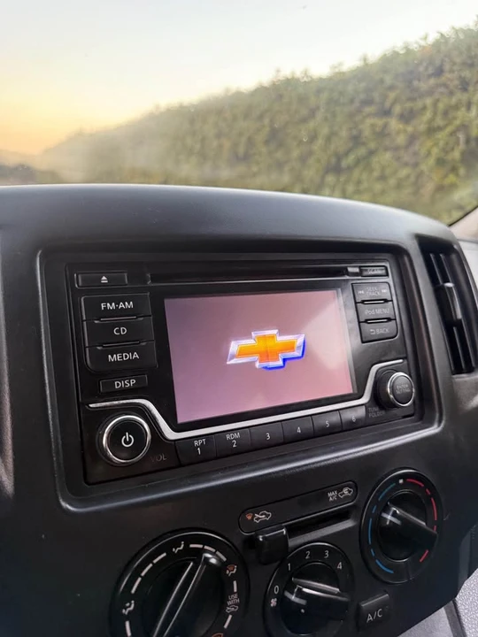 2019 Chevrolet Express - Image 11 of 13