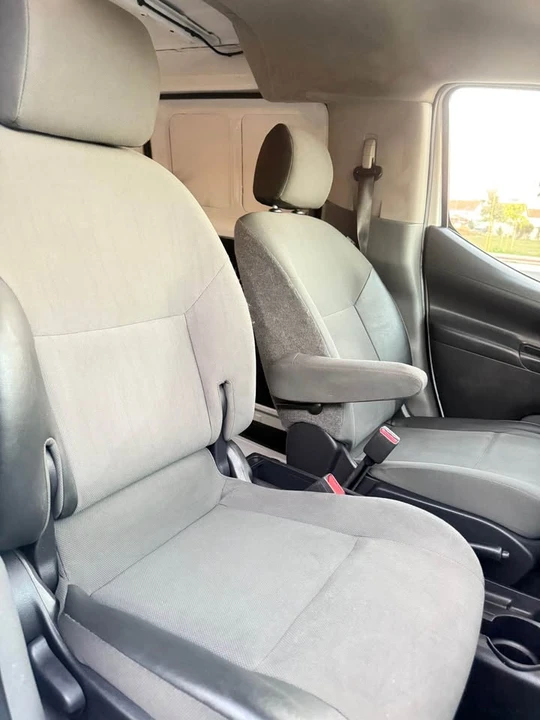 2019 Chevrolet Express - Image 8 of 13